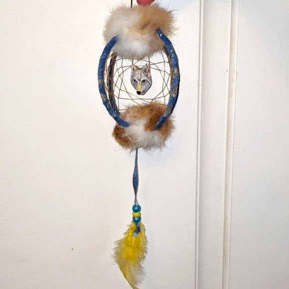 Orb Handmade Native American Dreamcatcher with Wolf - Picture 1 of 6